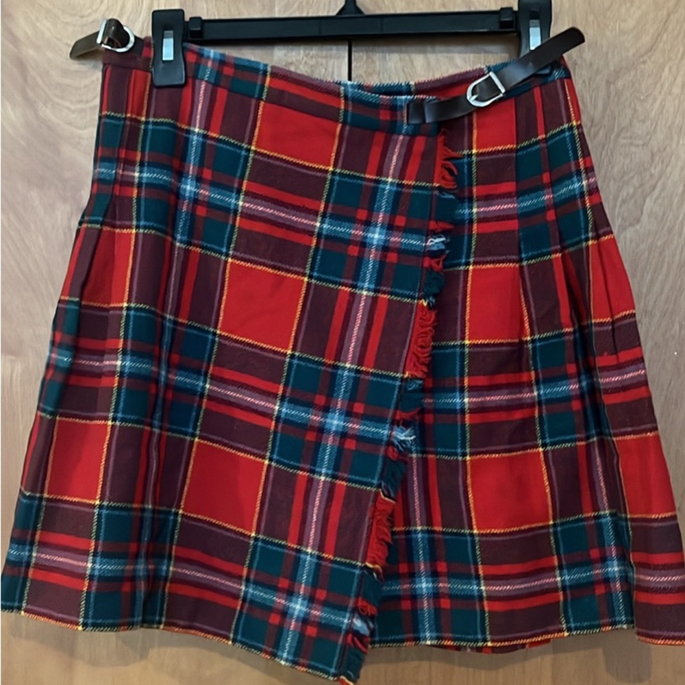 Vintage 100% Wool Tartan Kilt Red and Green Pleated Mini Skirt Scotland